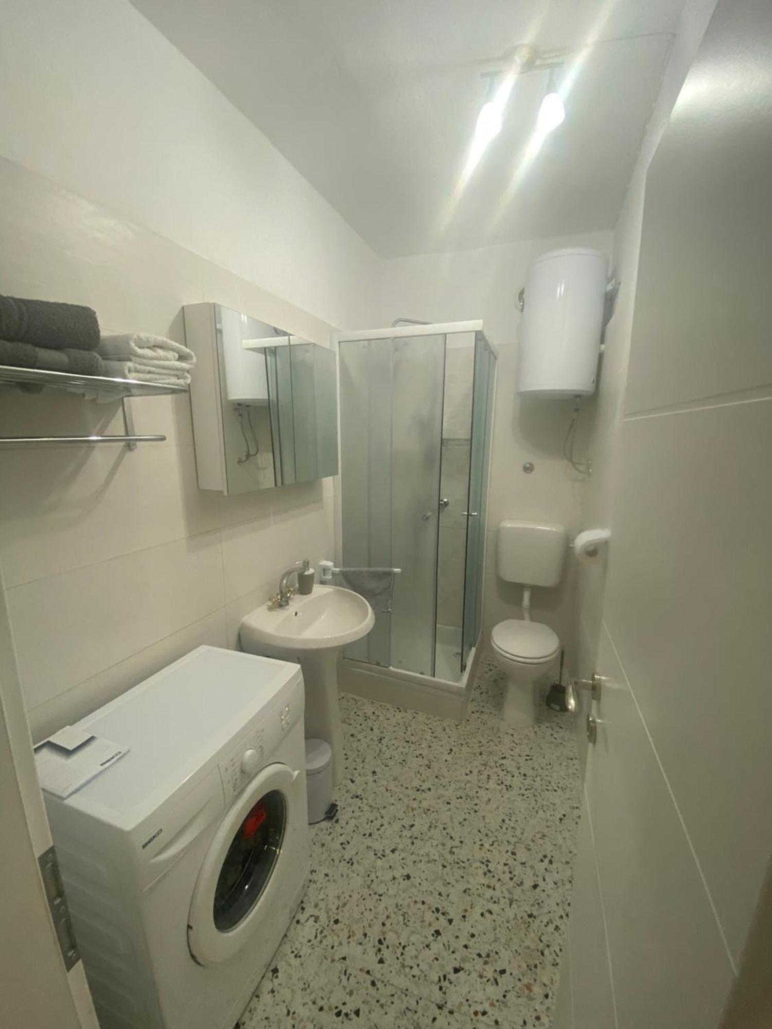 Apartmani Neno セニ エクステリア 写真